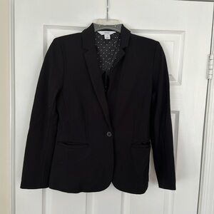 Old Navy Blazer. Hardly worn. Excellent condition.
